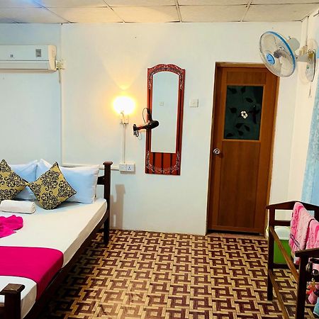 Sigiri Lakshan Home Stay Sigirija Zewnętrze zdjęcie