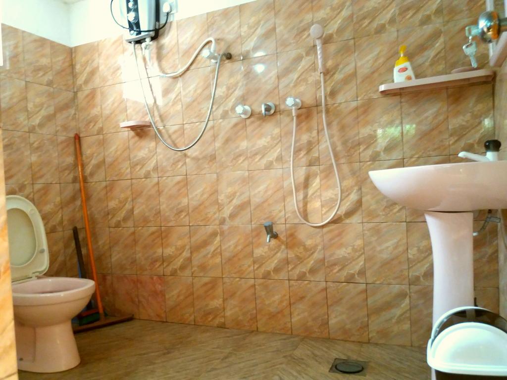 Sigiri Lakshan Home Stay Sigirija Zewnętrze zdjęcie